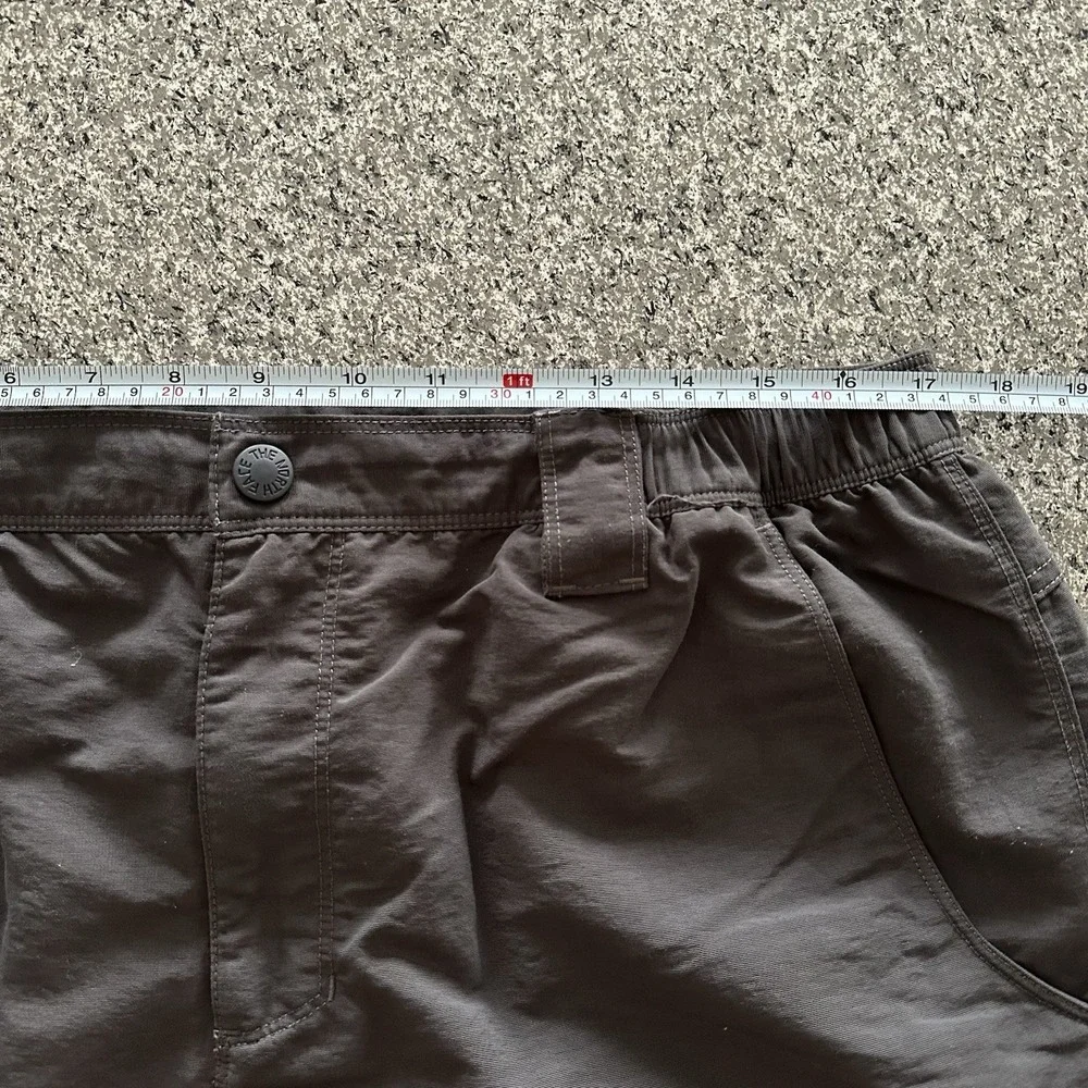 The North Face Shorts Mens L Cargo Nylon 9.5
